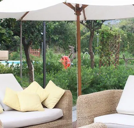 Dell'eden Con 9 Da Letto In 6 Unita Abitative *