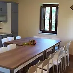Villa Dell'eden Con 9 Da Letto In 6 Unita Abitative *