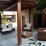 Dell'eden Con 9 Da Letto In 6 Unita Abitative Villa Lascari