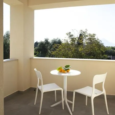 Villa Dell'eden Con 9 Da Letto In 6 Unita Abitative