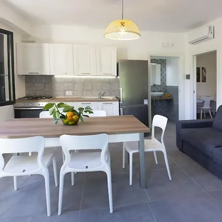 Villa Dell'eden Con 9 Da Letto In 6 Unita Abitative *