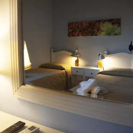 Dell'eden Con 9 Da Letto In 6 Unita Abitative
