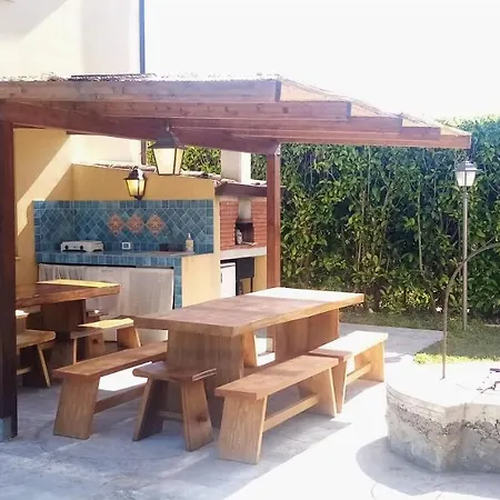 Villa Dell'eden Con 9 Da Letto In 6 Unita Abitative
